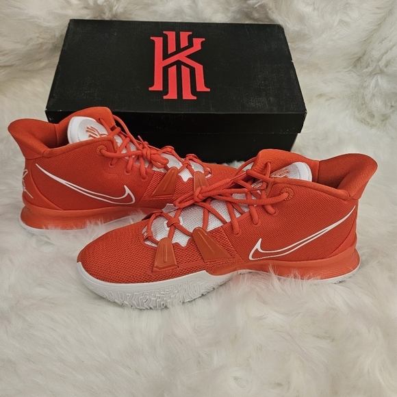 Nike Kyrie 7 Promo Team Orange/WhiteMens Size 15 DM5042-802 NEW WOMEN SIZE 16.